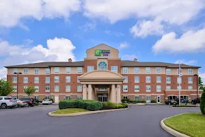 Holiday Inn Express & Suites Cincinnati - Mason, an IHG Hotel image