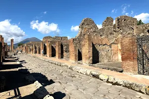 Scavi di Pompei (ingresso Piazza Immacolata) image