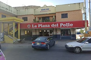 La Plaza del Pollo Express image