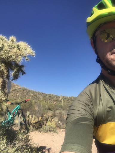 Bicycle Store «Bike Shop Hub», reviews and photos, 2801 N Flowing Wells Rd #101, Tucson, AZ 85705, USA