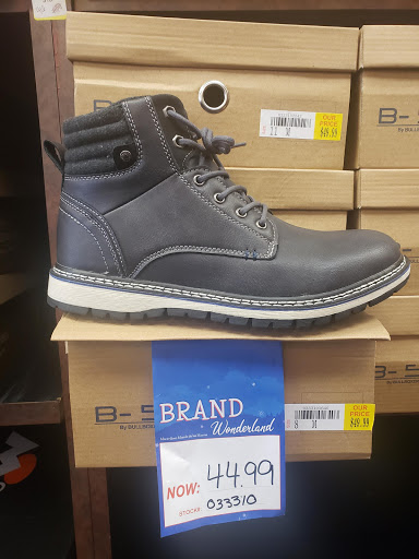 Shoe Store «Shoe Dept.», reviews and photos, 6635 Winchester Blvd, Canal Winchester, OH 43110, USA