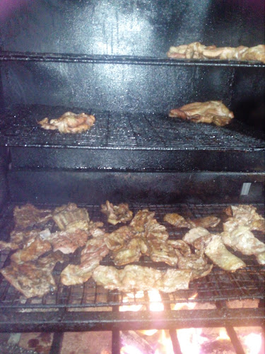 Opiniones de Fogón Hernan Cor (carnes Ahumada Asada) Costillas en Guayaquil - Restaurante
