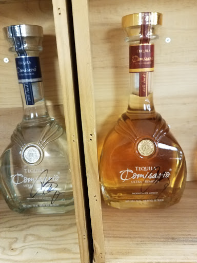 Liquor Store «Applejack Wine & Spirits», reviews and photos, 3320 Youngfield St, Wheat Ridge, CO 80033, USA