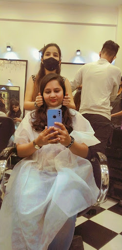 Hair Castle Salon - A/16, First Floor, Happy Home CHS, Tilak Rd, opp.  Gurukrupa Hotel, Mumbai, Maharashtra, IN - Zaubee