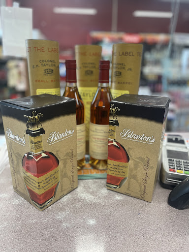 Liquor Store «Boulevard Fine Wine & Spirits», reviews and photos, 10995 Owings Mills Blvd #108, Owings Mills, MD 21117, USA