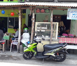 WARUNG REVOLUSI photo
