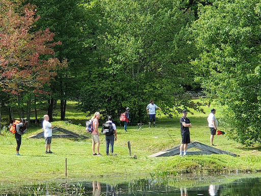 Outdoor Sports Store «Maple Hill Disc Golf», reviews and photos, 132 Marshall St, Leicester, MA 01524, USA