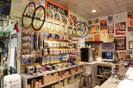 Bicycle Store «DASH Bicycle Shop», reviews and photos, 228 Broadway, Providence, RI 02903, USA