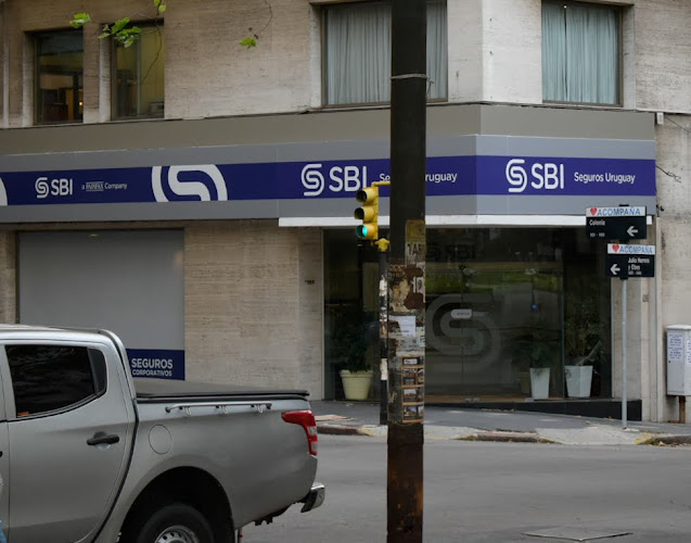 Comentarios y opiniones de SBI Seguros Uruguay