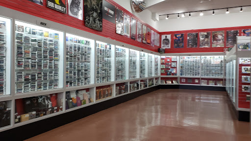 Collectibles Store «The Exchange», reviews and photos, 1545 W River Rd N, Elyria, OH 44035, USA