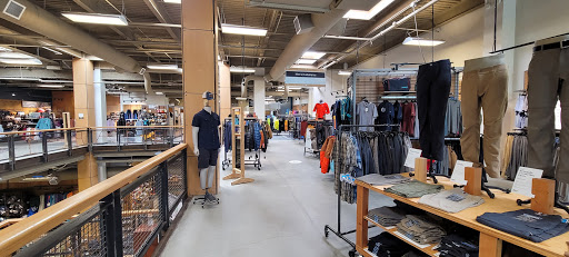 Camping Store «REI», reviews and photos, 4291 The Cir At N Hills St, Raleigh, NC 27609, USA