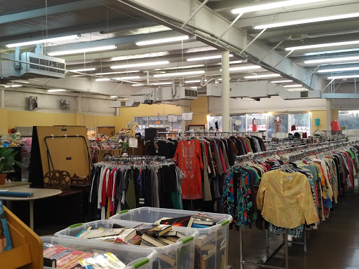 Thrift Store «Retails Thrift Shop», reviews and photos, 2821 Spring Forest Rd, Raleigh, NC 27616, USA