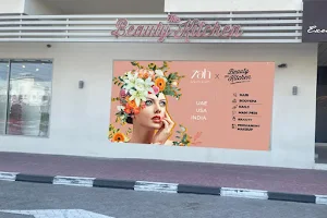 Zah Beauty Lounge (Al Marasim Ladies Salon) - Best Henna, Facial, Hairspa, Manicure and Pedicure in Dubai image