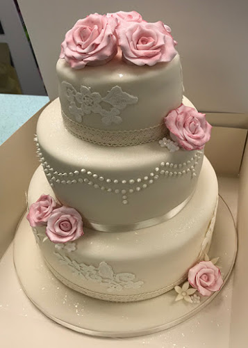 Reviews of Occasion Cakes and Catering in Bristol - Bakery
