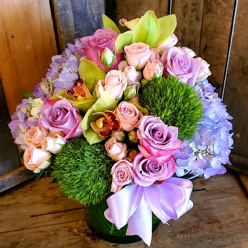 Florist «Reynolds Flowers», reviews and photos, 410 Plymouth St, Middleborough, MA 02346, USA