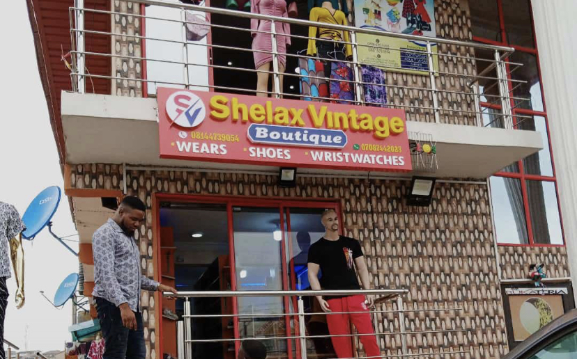 Shelax vintage boutique