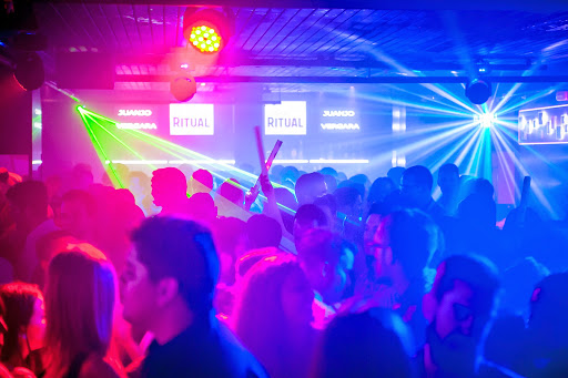 Discotecas para mayores en Málaga
