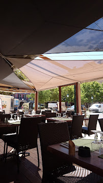 Atmosphère du Restaurant français La Caravelle à Grimaud - n°12