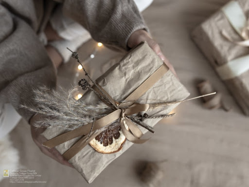 Florist «Cottage Grove Florist», reviews and photos, 8599 W Point Douglas Rd S #100, Cottage Grove, MN 55016, USA