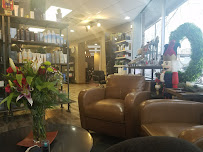 Riverstone Salon and Wellness - Photo 9 - Car repair in Minneapolis, MN, Minneapolis