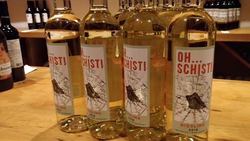 Wine Store «Ship To Shore Wine Shop», reviews and photos, 88-08 Rockaway Beach Blvd, Far Rockaway, NY 11693, USA