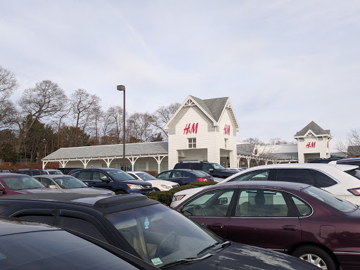 Outlet Mall «Tanger Outlet Westbrook», reviews and photos, 314 Flat Rock Pl, Westbrook, CT 06498, USA