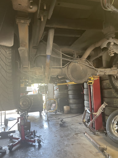 Transmission Shop «Sergeant Clutch Discount Transmission & Auto Repair Shop», reviews and photos, 6557 Walzem Rd, San Antonio, TX 78239, USA