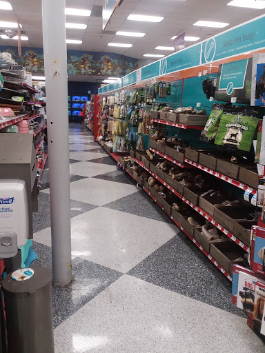 Pet Supply Store «Petco Animal Supplies», reviews and photos, 1425 N Montebello Blvd, Montebello, CA 90640, USA