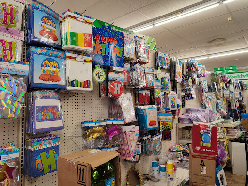 Dollar Store «Dollar Tree», reviews and photos, 3172 Middle Country Rd, Lake Grove, NY 11755, USA