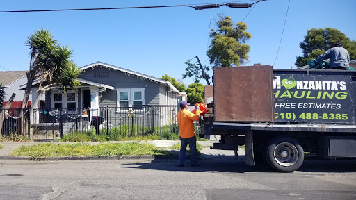 Manzanita's Hauling and Junk Removal