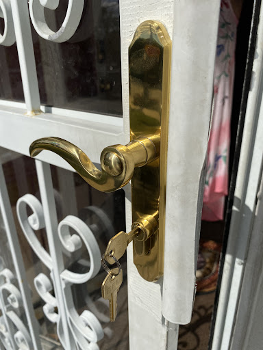 Locksmith «Always Ready Locksmith», reviews and photos, 71-22 164th St #1, Fresh Meadows, NY 11365, USA