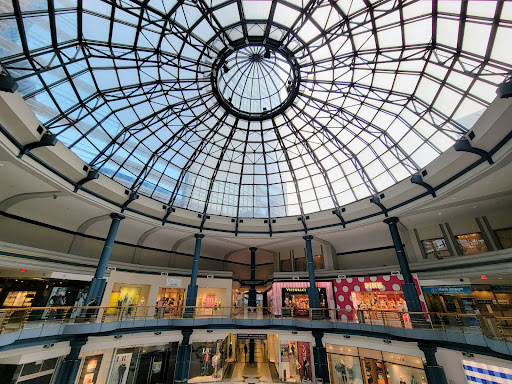 Shopping Mall «The Shops at Liberty Place», reviews and photos, 1625 Chestnut St, Philadelphia, PA 19103, USA