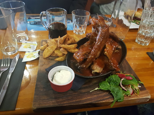 Reviews of Cableways Bar & Bistro in Dunedin - Pub