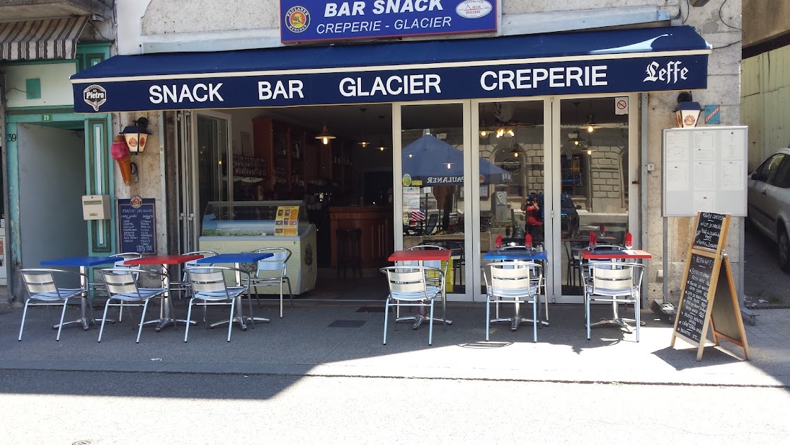 Bar snack creperie glacier de la mairie à Saint-Jean-en-Royans
