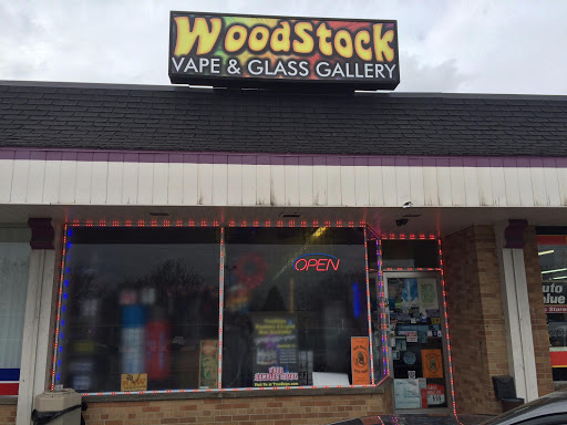 Woodstock Vape & Glass Gallery, 46699 Van Dyke, Shelby Charter Township, MI 48317, USA, 