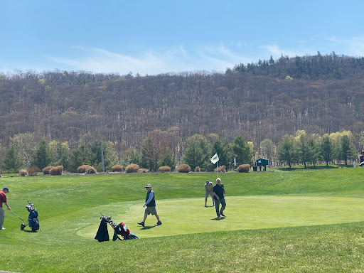 Golf Course «Sleeping Giant Golf Course», reviews and photos, 3931 Whitney Ave, Hamden, CT 06518, USA