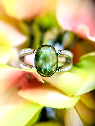 Jewelry Store «Pearce Jewelers», reviews and photos, 41 Glen Rd, West Lebanon, NH 03784, USA