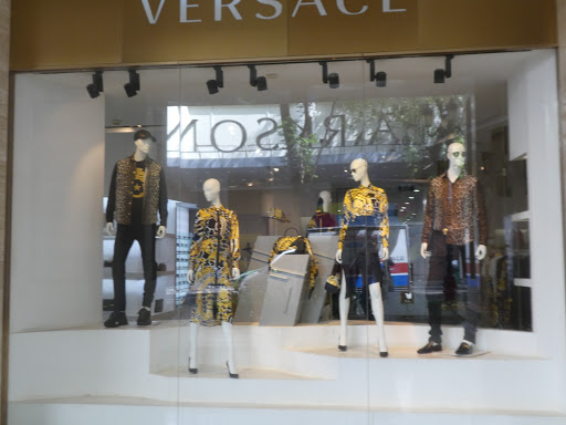 VERSACE