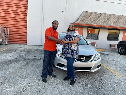 Used Car Dealer «M&J United Auto Sales», reviews and photos, 3511 NW 19th St, Lauderdale Lakes, FL 33311, USA