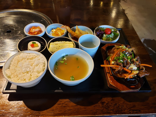 Tå Bom Korean Cuisine