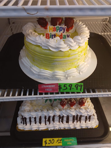 Mexican Grocery Store «La Azteca Taqueria & Market», reviews and photos, 452 TN-46, Dickson, TN 37055, USA