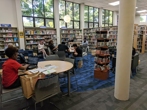 Oakland Public Library: Dimond Branch