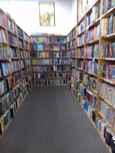 Book Store «Half Price Books», reviews and photos, 17145 W Bluemound Rd, Brookfield, WI 53005, USA