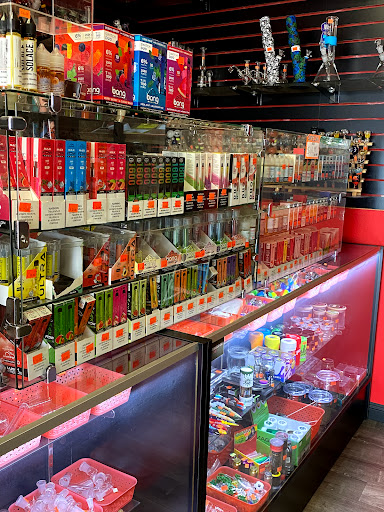 Tobacco Shop «Duet Smoke Shop», reviews and photos, 15355 Sherman Way h, Van Nuys, CA 91406, USA