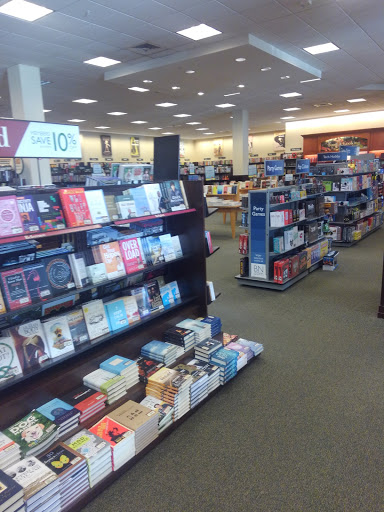Book Store «Barnes & Noble», reviews and photos, 4000 Jericho Turnpike, East Northport, NY 11731, USA