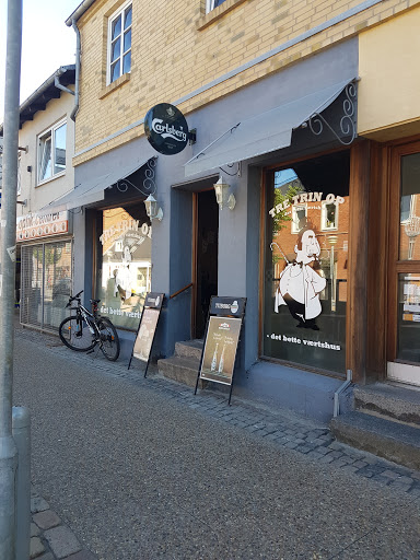 Tre Trin Op in Hjørring, Silkeborg