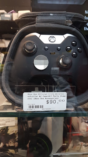 Electronics Store «CeX», reviews and photos, 44 Winter St, Boston, MA 02108, USA