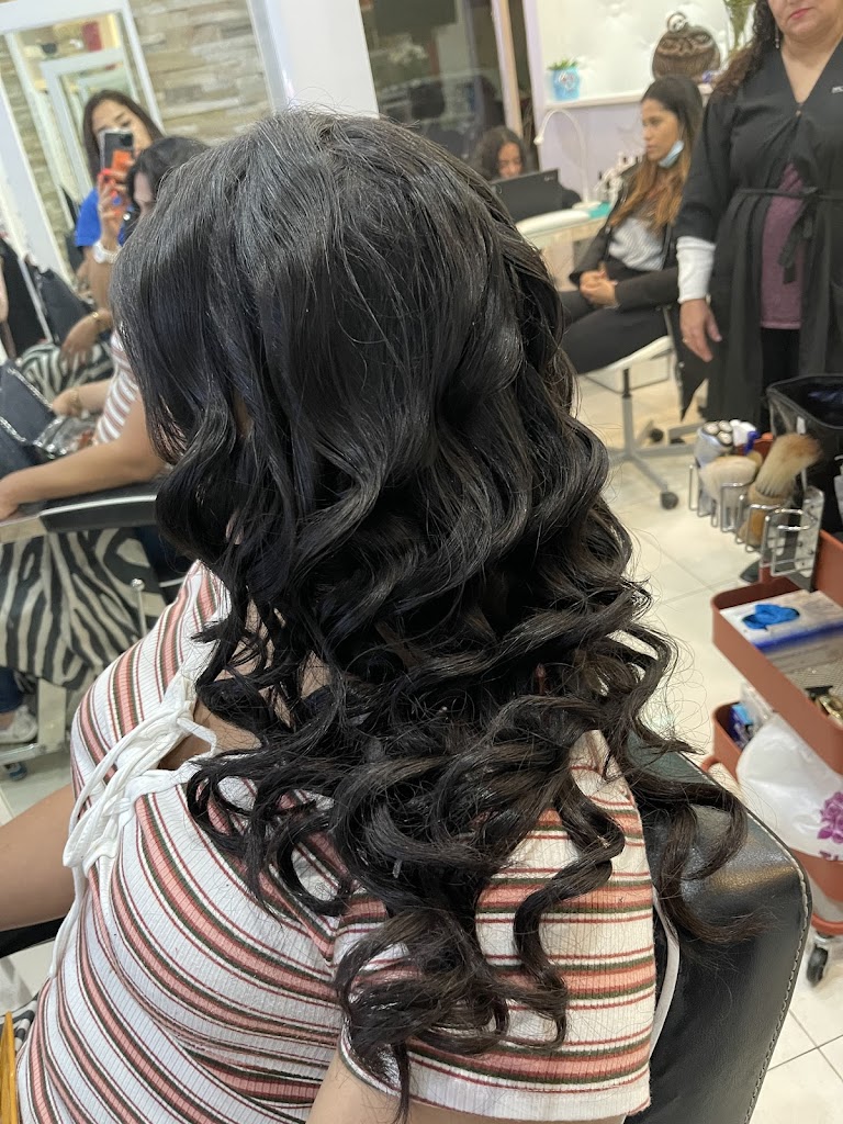Acqua salon n spa 07110