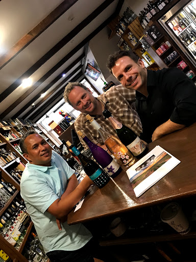 Liquor Store «B&S WINE AND SPIRITS», reviews and photos, 152 Wyckoff Ave, Brooklyn, NY 11237, USA