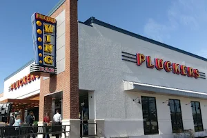 Pluckers Wing Bar image